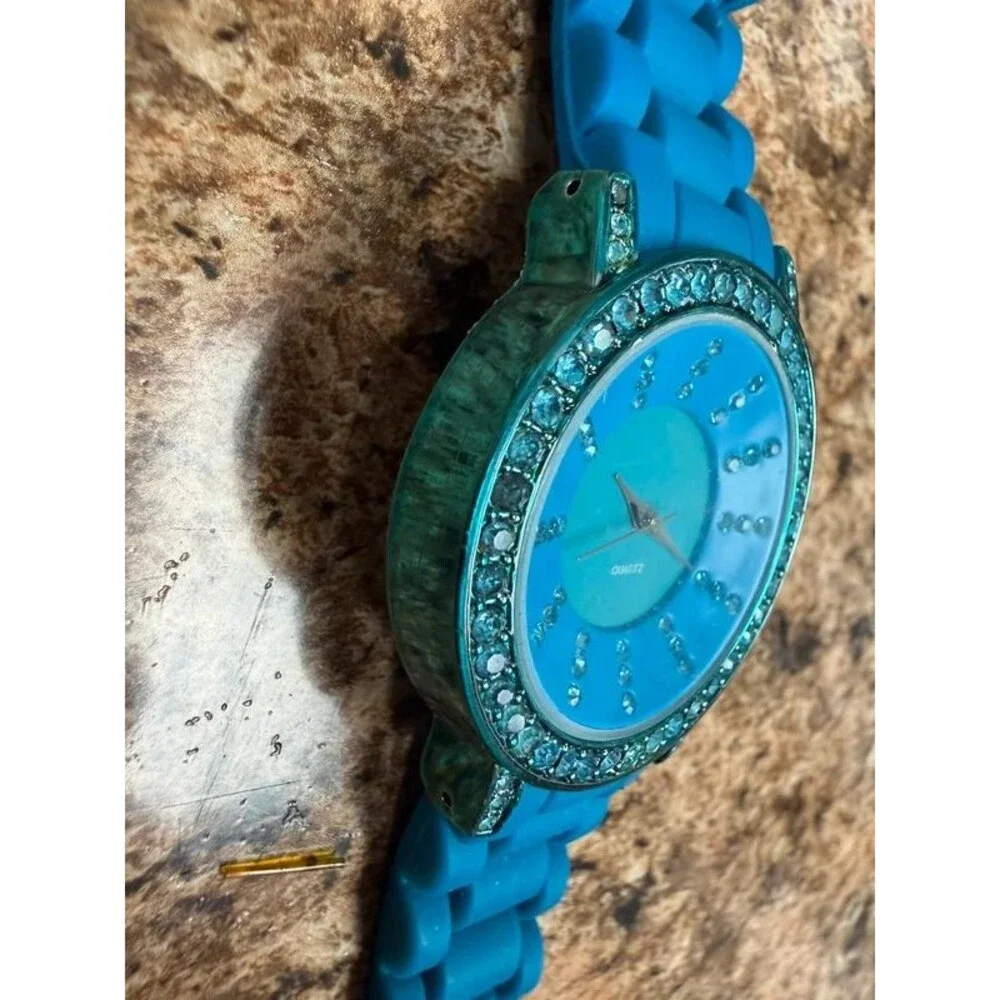 Blue Rhinestone Quartz Women’s Fashion Watch Silicone Band Japan